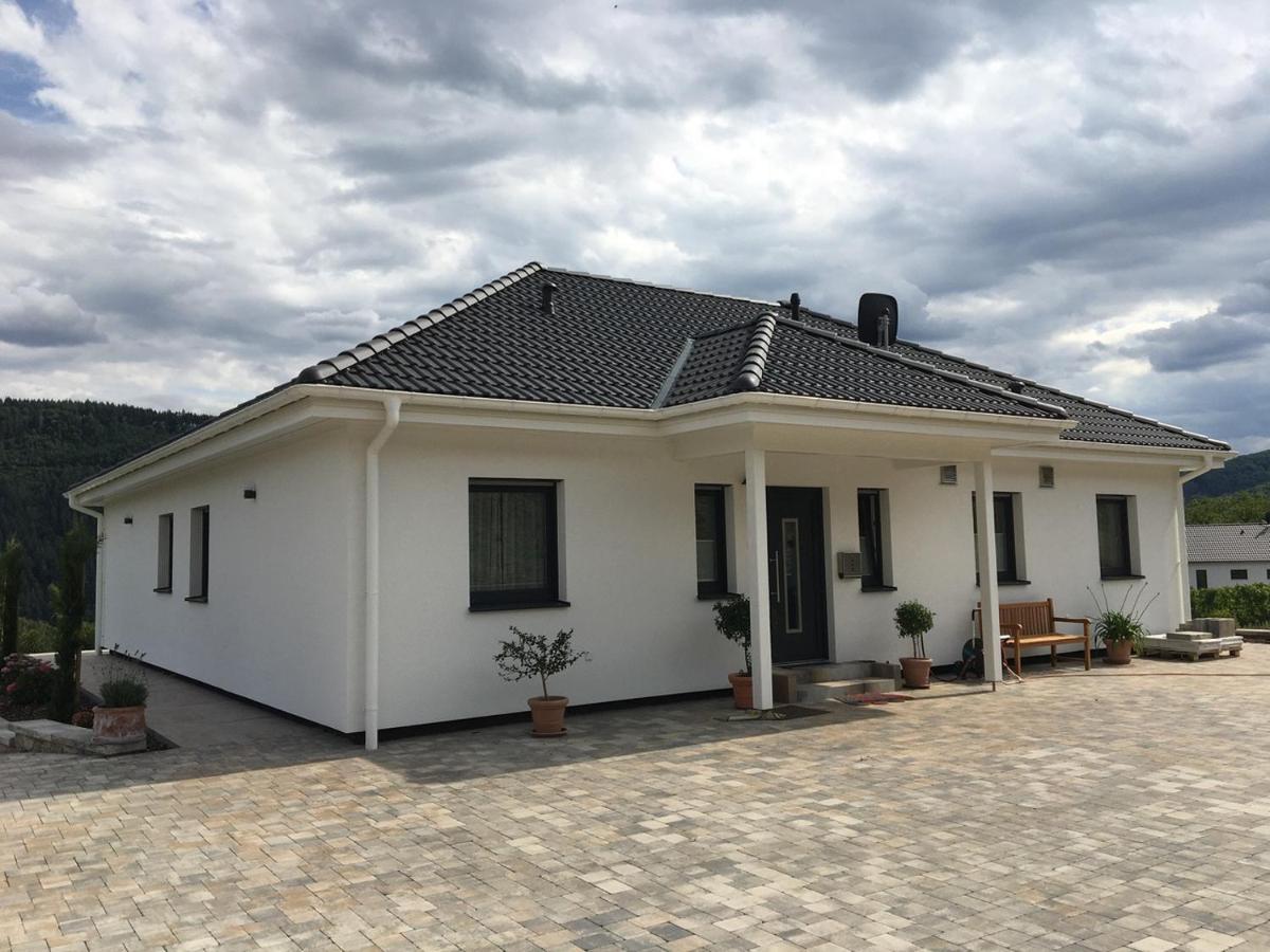 Neu - Premium-Ferienhaus Mosel-Sonne Трабен-Трарбах Екстер'єр фото